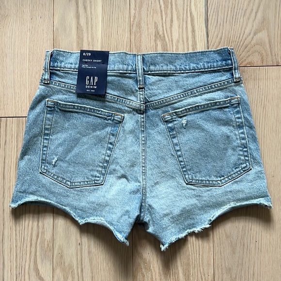 GAP Distressed Denim Cheeky Jean Short - Picture 2 of 5